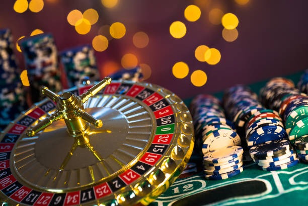 Fortune Mouse bonus round trigger showing expanded reels and multiplier symbols